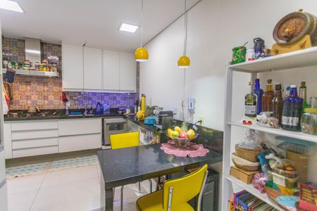 Apartamento à venda com 114m², 3 quartos e 1 vagaCozinha 
