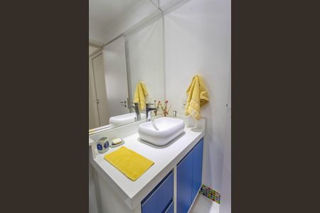 Apartamento à venda com 114m², 3 quartos e 1 vagaBanheiro da suíte 2 