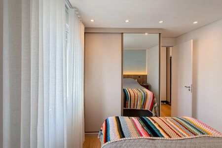 Apartamento para alugar com 34m², 1 quarto e sem vagaQuarto - Armários