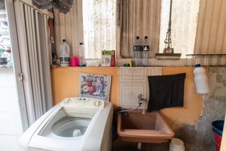 Casa à venda com 180m², 3 quartos e 4 vagas Casa à venda com 180m², 3 quartos e 4 vagasCasa 2 - Área de Serviço