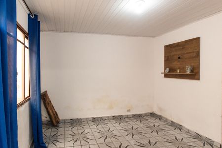 Casa à venda com 180m², 3 quartos e 4 vagas Casa à venda com 180m², 3 quartos e 4 vagasSala