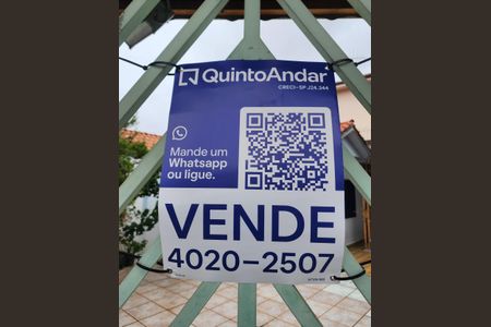 Casa à venda com 180m², 3 quartos e 4 vagas Casa à venda com 180m², 3 quartos e 4 vagasPlaca