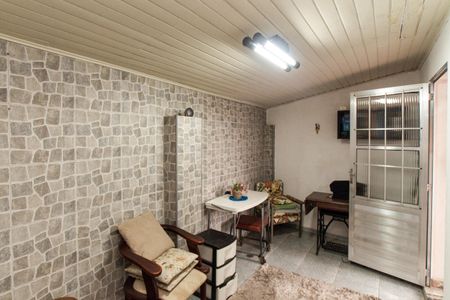 Casa à venda com 180m², 3 quartos e 4 vagas Casa à venda com 180m², 3 quartos e 4 vagasCasa 2 - Sala