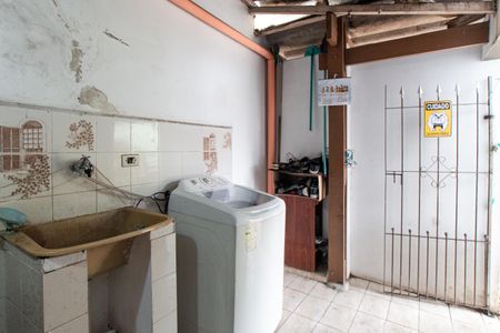 Casa à venda com 180m², 3 quartos e 4 vagas Casa à venda com 180m², 3 quartos e 4 vagasÁrea de Serviço