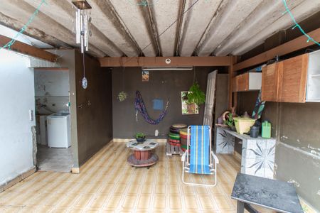 Casa à venda com 180m², 3 quartos e 4 vagas Casa à venda com 180m², 3 quartos e 4 vagasÁrea de Serviço