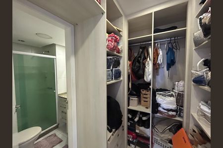 Apartamento para alugar com 160m², 4 quartos e 2 vagasCloset da suíte