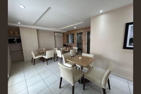 Apartamento para alugar com 160m², 4 quartos e 2 vagasÁrea comum - Salão de festas