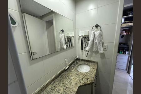 Apartamento para alugar com 160m², 4 quartos e 2 vagasBanheiro da Suíte 1