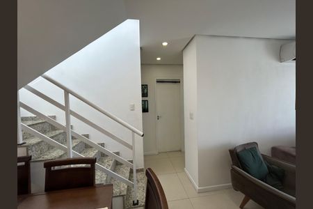 Apartamento para alugar com 160m², 4 quartos e 2 vagasCorredor