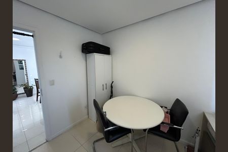 Apartamento para alugar com 160m², 4 quartos e 2 vagasQuarto 2