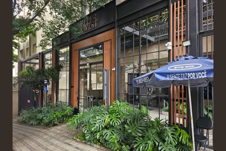 Apartamento para alugar com 62m², 2 quartos e 1 vagaFachada