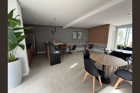 Apartamento para alugar com 37m², 2 quartos e sem vagaÁrea comum