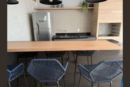 Apartamento para alugar com 37m², 2 quartos e sem vagaÁrea comum