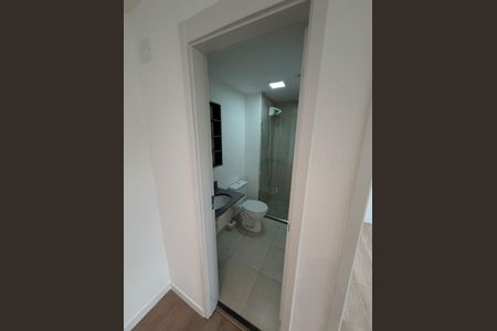 Banheiro de apartamento à venda com 2 quartos, 37m² em Parada Inglesa, São Paulo