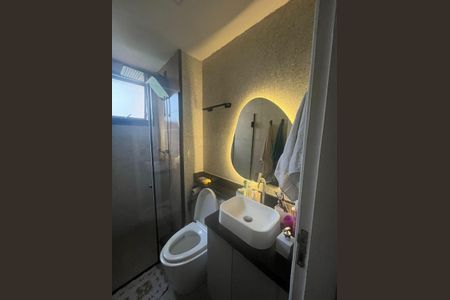 Apartamento para alugar com 47m², 2 quartos e 1 vaga Apartamento para alugar com 47m², 2 quartos e 1 vagaBanheiro