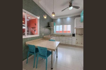 Foto 17 de casa de condomínio à venda com 3 quartos, 234m² em Swiss Park, Campinas