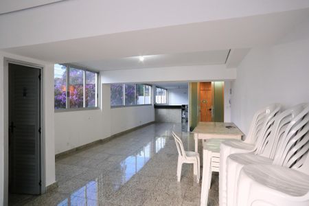 Apartamento para alugar com 152m², 4 quartos e 3 vagas Apartamento para alugar com 152m², 4 quartos e 3 vagasÁrea comum - Salão de festas