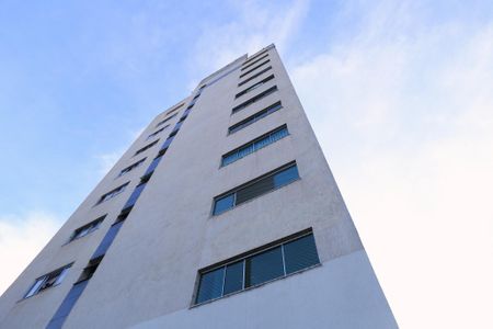 Apartamento para alugar com 152m², 4 quartos e 3 vagas Apartamento para alugar com 152m², 4 quartos e 3 vagasFachada