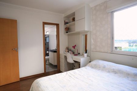 Apartamento para alugar com 152m², 4 quartos e 3 vagas Apartamento para alugar com 152m², 4 quartos e 3 vagasSuíte