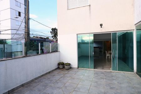 Apartamento para alugar com 152m², 4 quartos e 3 vagas Apartamento para alugar com 152m², 4 quartos e 3 vagasÁrea comum - Salão de festas