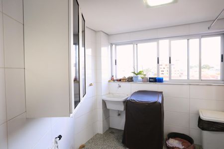 Apartamento para alugar com 152m², 4 quartos e 3 vagas Apartamento para alugar com 152m², 4 quartos e 3 vagasÁrea de Serviço