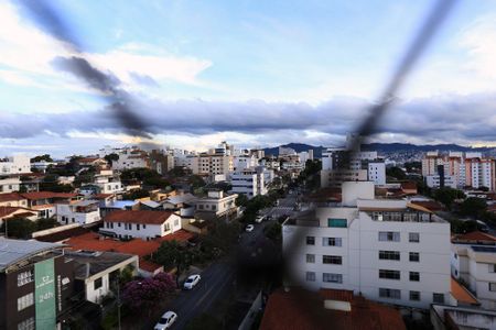 Apartamento para alugar com 152m², 4 quartos e 3 vagas Apartamento para alugar com 152m², 4 quartos e 3 vagasVista do Quarto