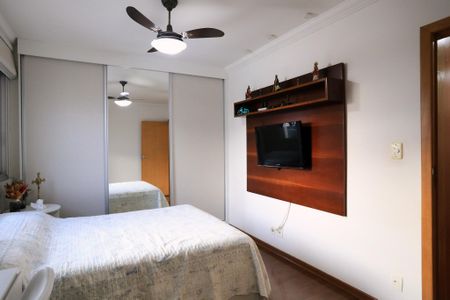 Apartamento para alugar com 152m², 4 quartos e 3 vagas Apartamento para alugar com 152m², 4 quartos e 3 vagasSuíte