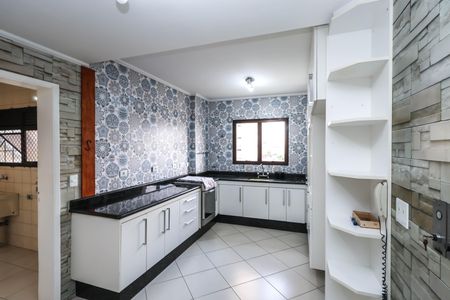 Apartamento à venda com 138m², 3 quartos e 2 vagasCozinha
