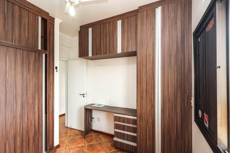 Apartamento à venda com 138m², 3 quartos e 2 vagasQuarto 3