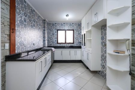 Apartamento à venda com 138m², 3 quartos e 2 vagasCozinha