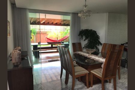 Sala de casa de condomínio para alugar com 3 quartos, 390m² em Rosa dos Ventos, Vespasiano