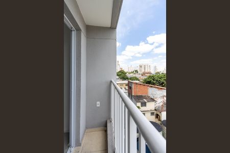 Apartamento para alugar com 38m², 2 quartos e sem vagaVaranda