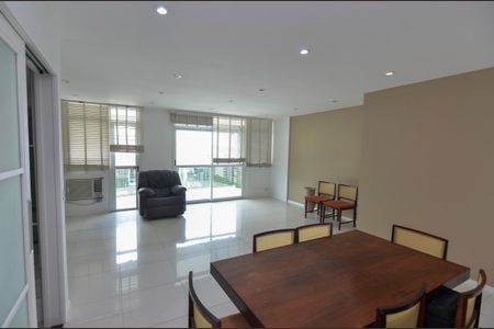 Sala de apartamento para alugar com 3 quartos, 146m² em Tijuca, Rio de Janeiro
