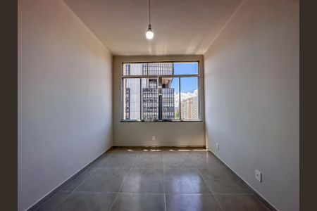 Apartamento para alugar com 47m², 1 quarto e sem vaga