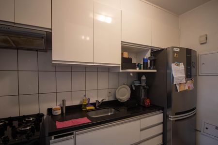 Apartamento à venda com 95m², 2 quartos e 2 vagasCozinha 