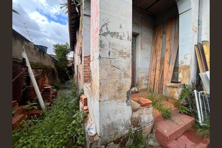 IMOVEL FORA DO PADRAO de casa à venda com 3 quartos, 300m² em Prado, Belo Horizonte