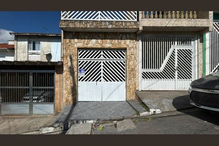 Casa à venda com 88m², 2 quartos e 1 vagaFachada
