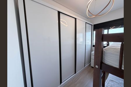 Apartamento à venda com 57m², 2 quartos e 1 vagaQuarto 2