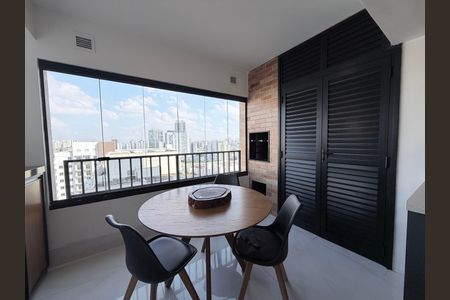 Apartamento à venda com 57m², 2 quartos e 1 vagaSacada