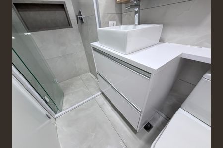 Apartamento à venda com 57m², 2 quartos e 1 vagaBanheiro da Suíte