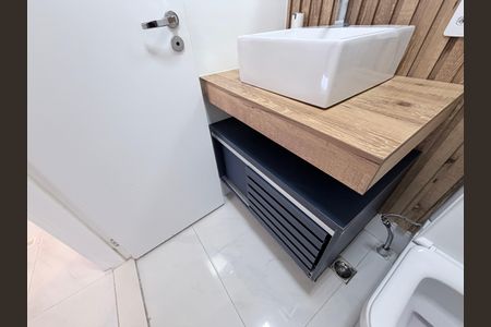 Apartamento à venda com 57m², 2 quartos e 1 vagaBanheiro