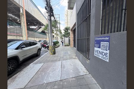 Apartamento à venda com 57m², 2 quartos e 1 vagaFachada