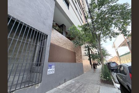 Apartamento à venda com 57m², 2 quartos e 1 vagaFachada