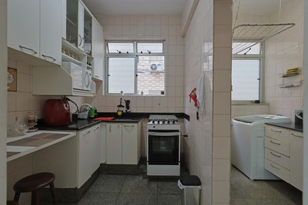 Cozinha e Área de Serviço de apartamento para alugar com 2 quartos, 72m² em Nova Floresta, Belo Horizonte