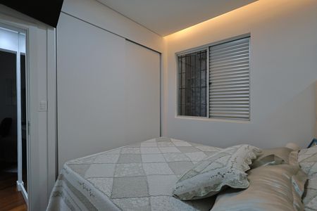 Quarto 1 de apartamento para alugar com 2 quartos, 72m² em Nova Floresta, Belo Horizonte