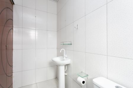 Casa para alugar com 62m², 2 quartos e 1 vaga Casa para alugar com 62m², 2 quartos e 1 vagaBanheiro