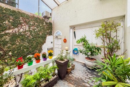 Casa para alugar com 350m², 3 quartos e 1 vagaEntrada