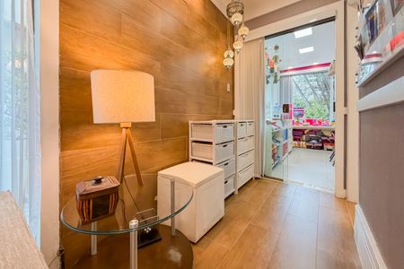 Sala de TV de casa para alugar com 3 quartos, 350m² em Vila Mariana, São Paulo