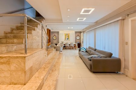 Sala de casa para alugar com 3 quartos, 350m² em Vila Mariana, São Paulo