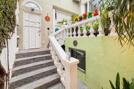 Casa para alugar com 350m², 3 quartos e 1 vagaEntrada